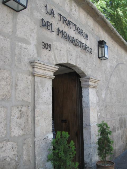 La Trattoria Del Monasterio Comida Arequipena Restaurantes Peru